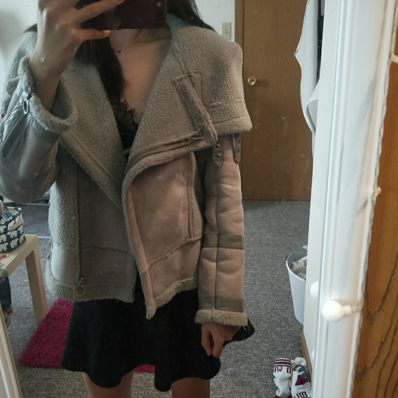 coat - Picture 2 of 2